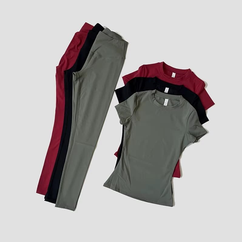 Stretchy Active Gym Set — tops and leggings in olive, black and burgundy